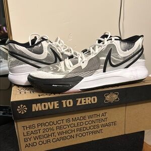 Kyrie 8 Black and White basketball shoes